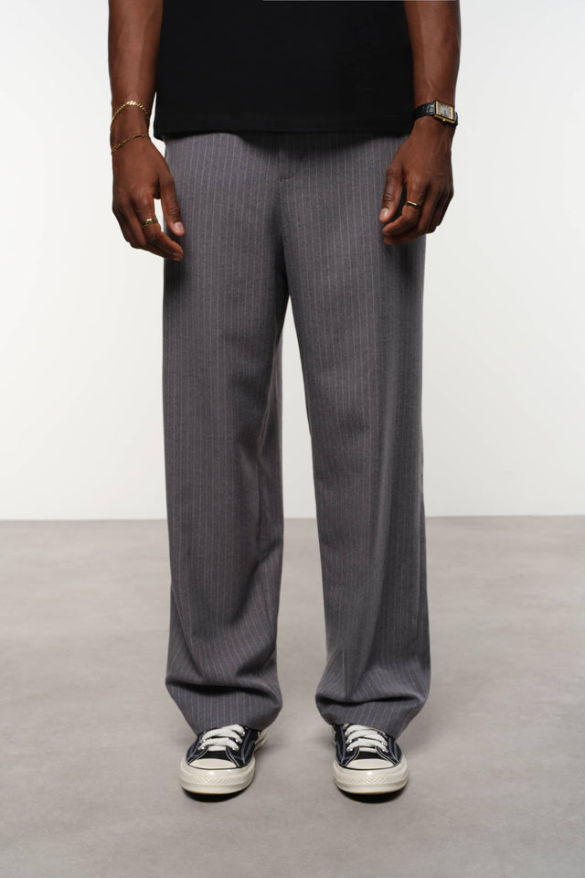 pinstripe everyday trouser grey/white