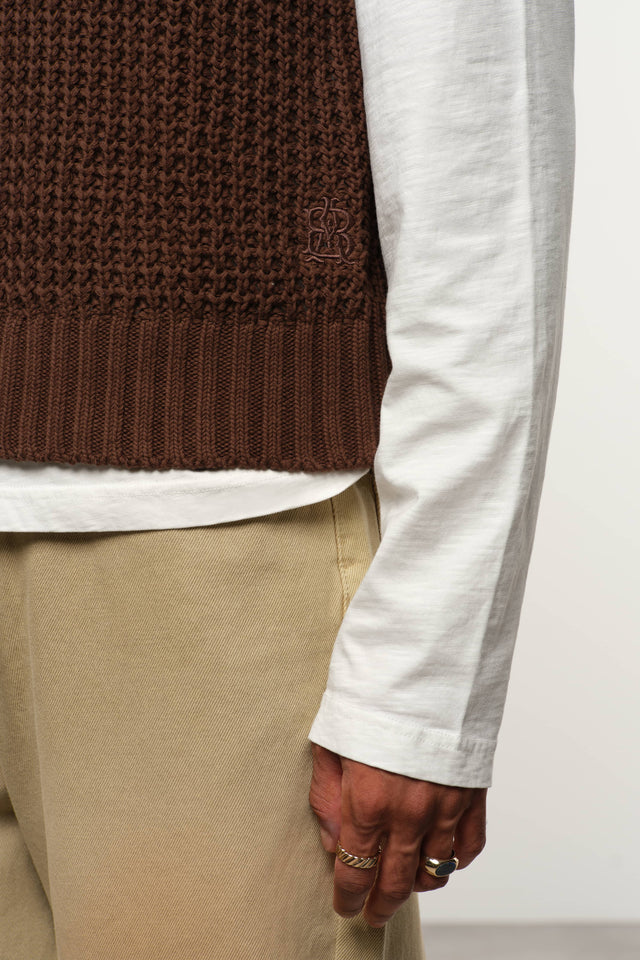 moss stitch knitted vest brown