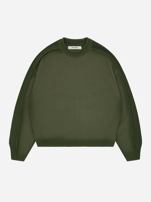 spray dye knit crew clover