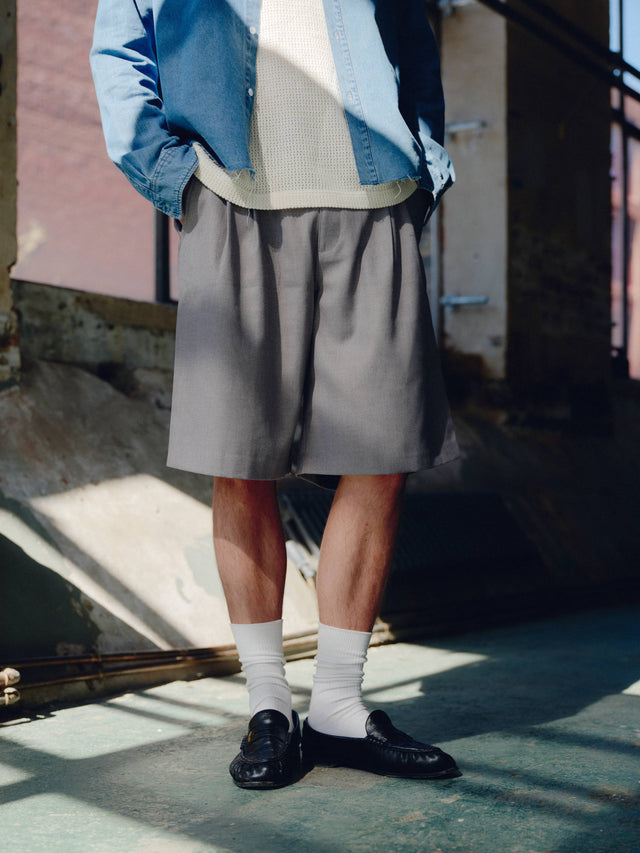 bermuda short light grey