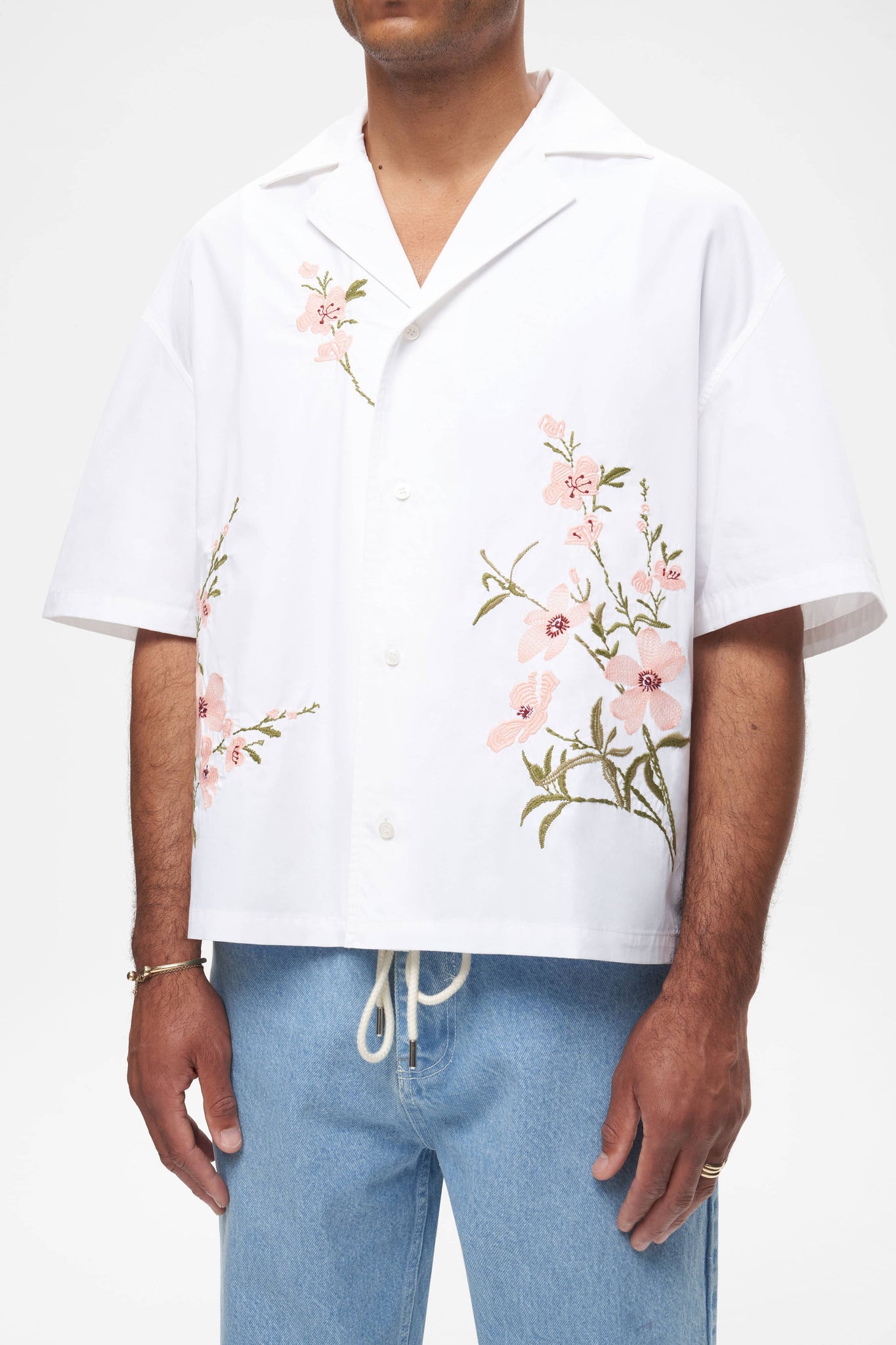 embroidered floral resort shirt white