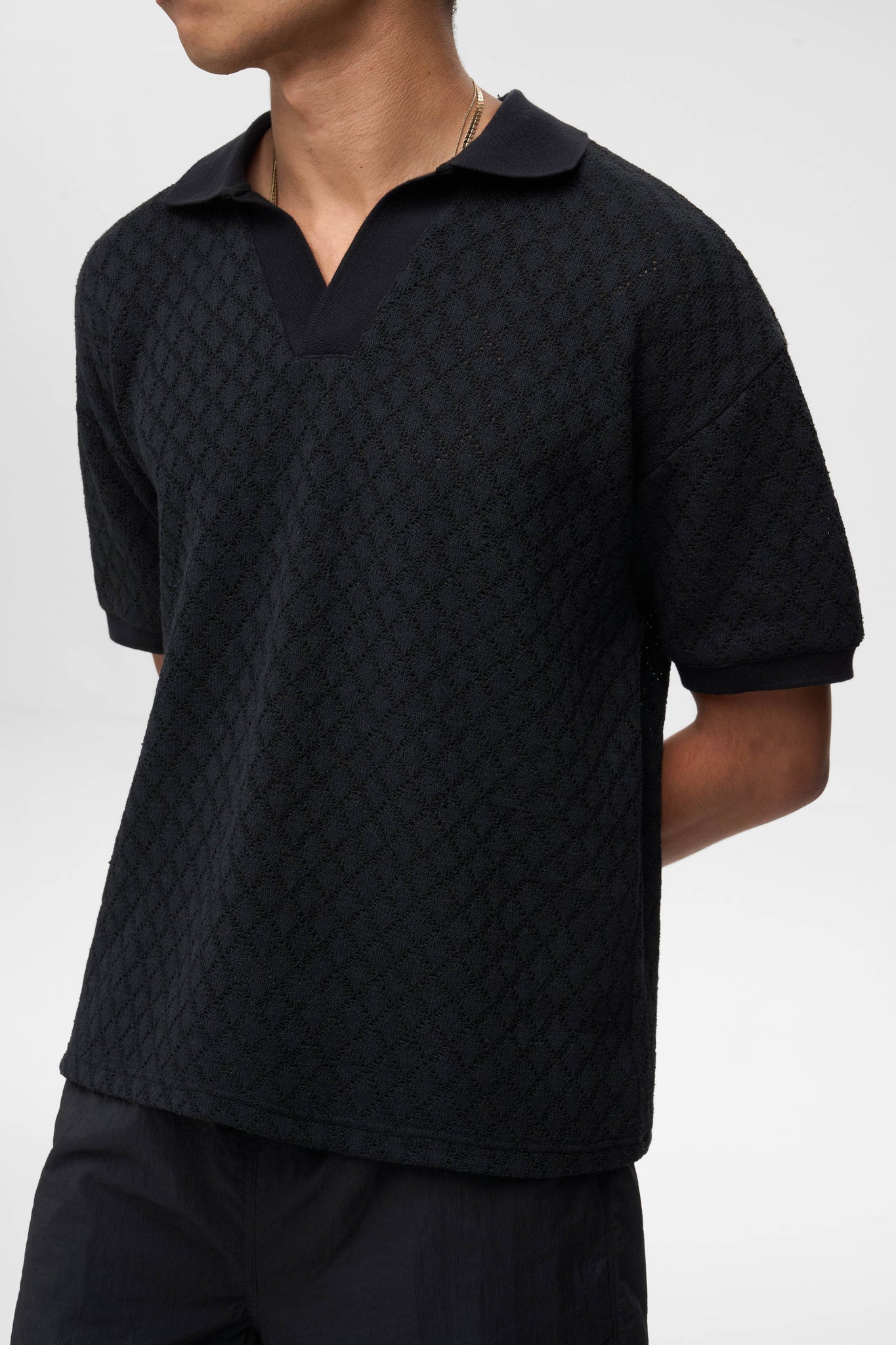 open collar knitted polo black