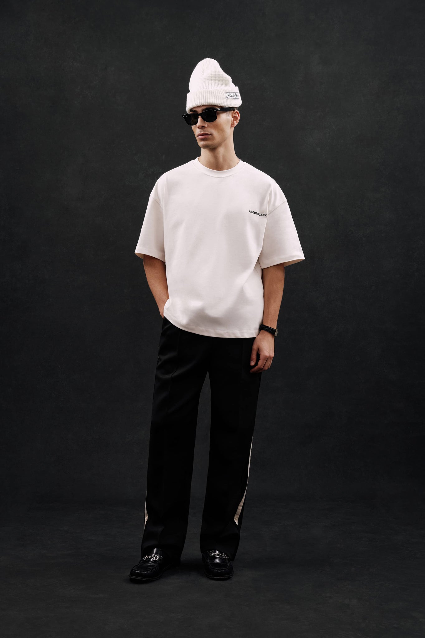 creative studio t-shirt oat/black
