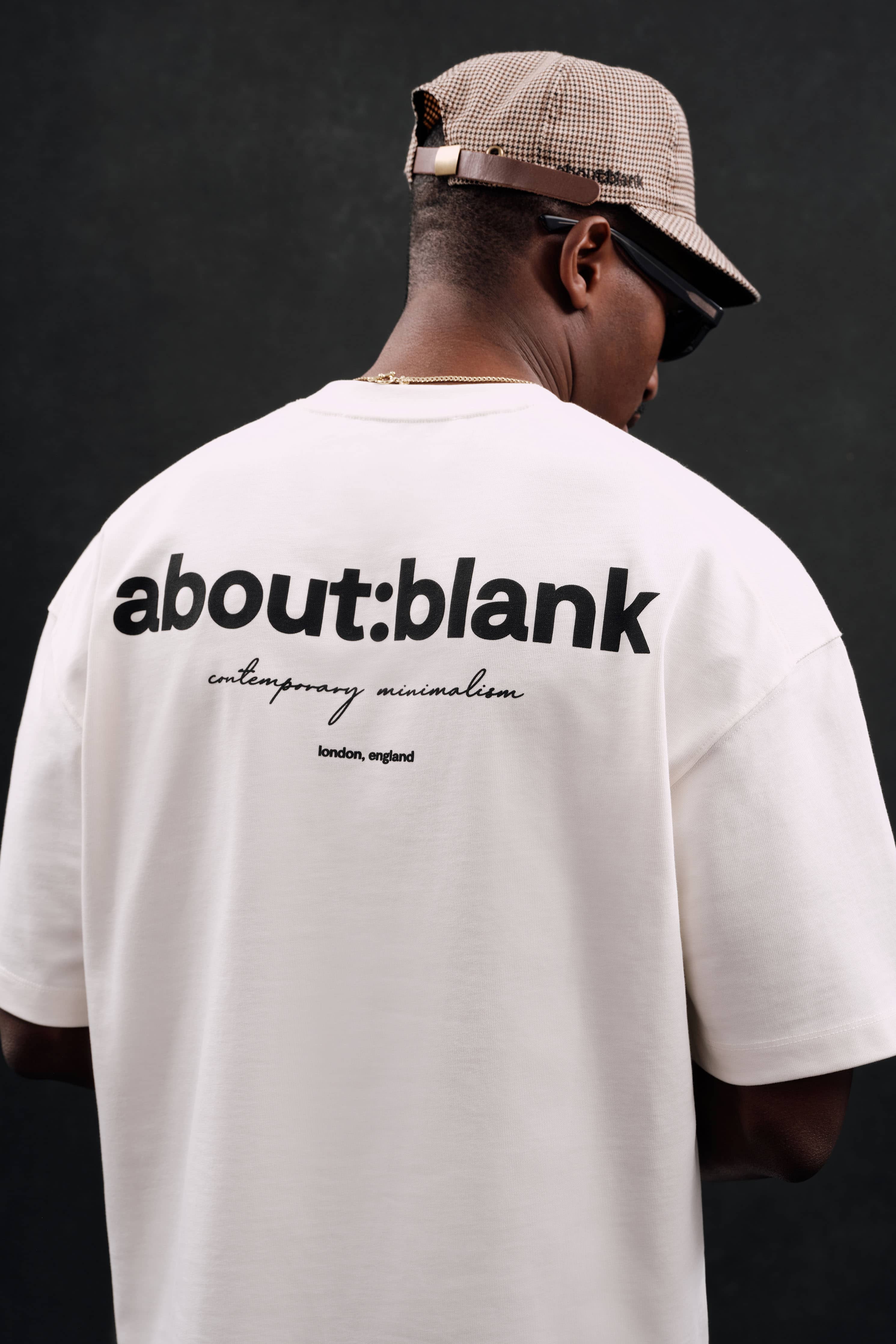 box t-shirt oat / black