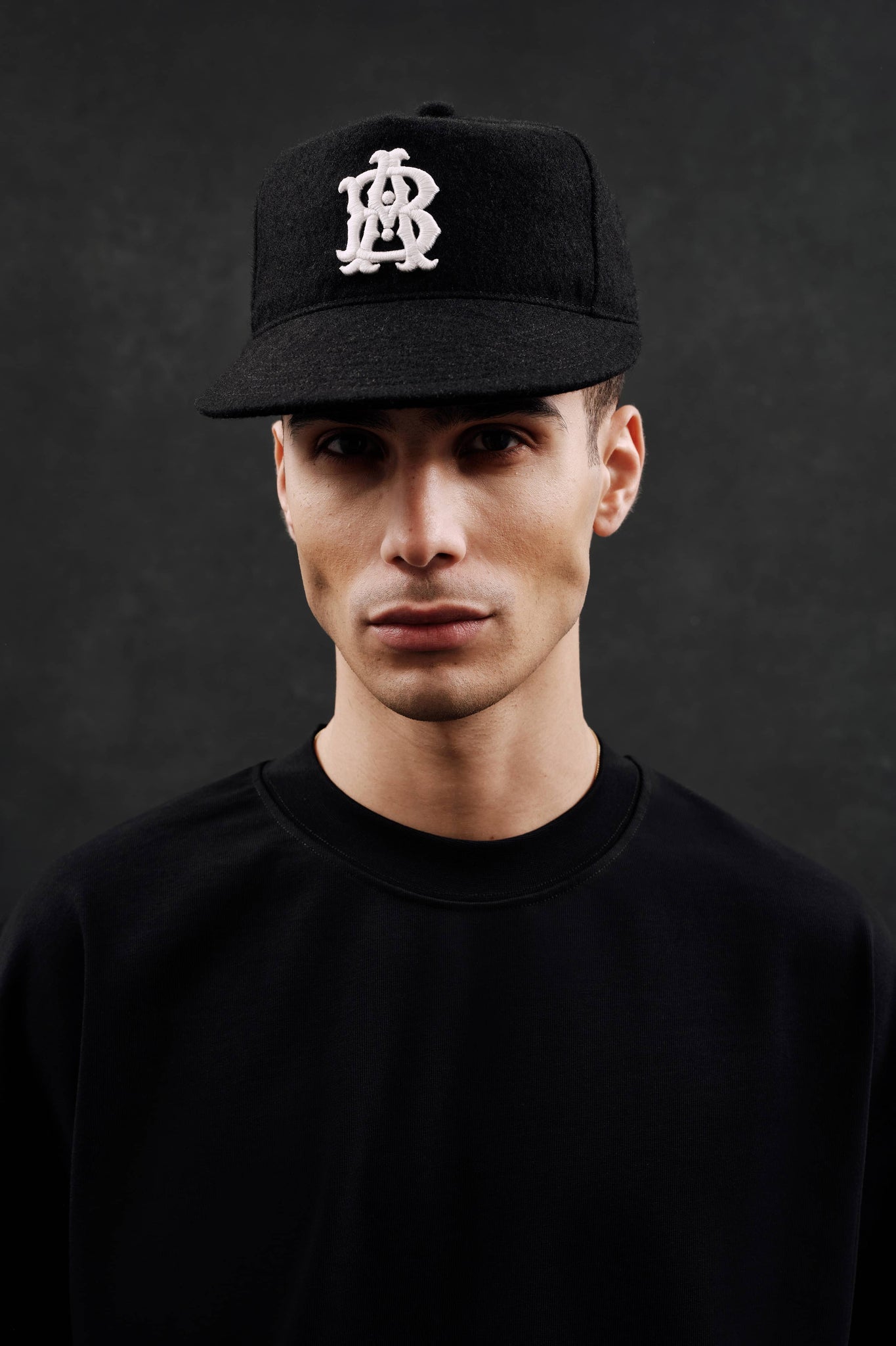 mock neck t-shirt black/ecru