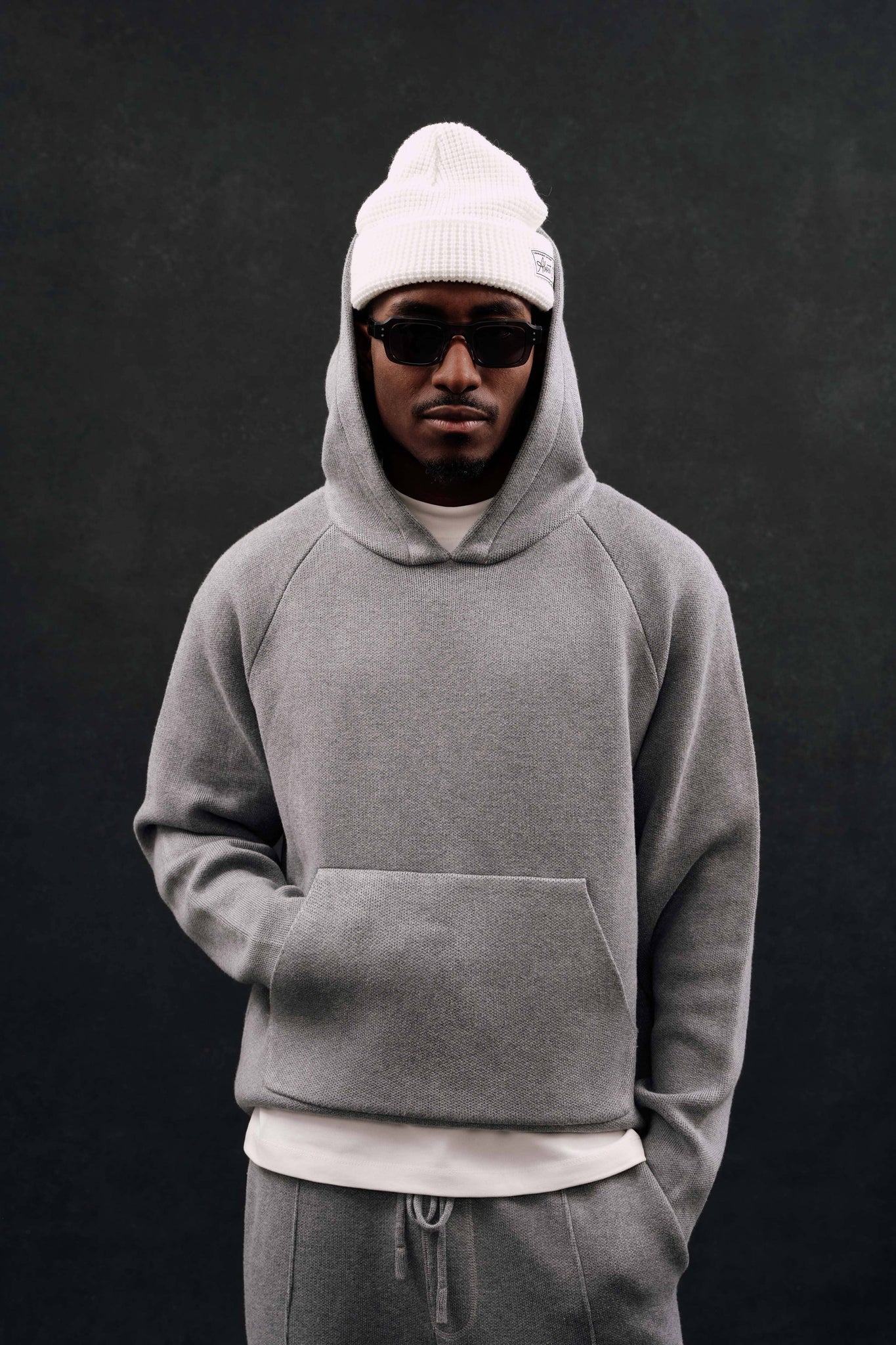 heavyweight knitted hoodie grey
