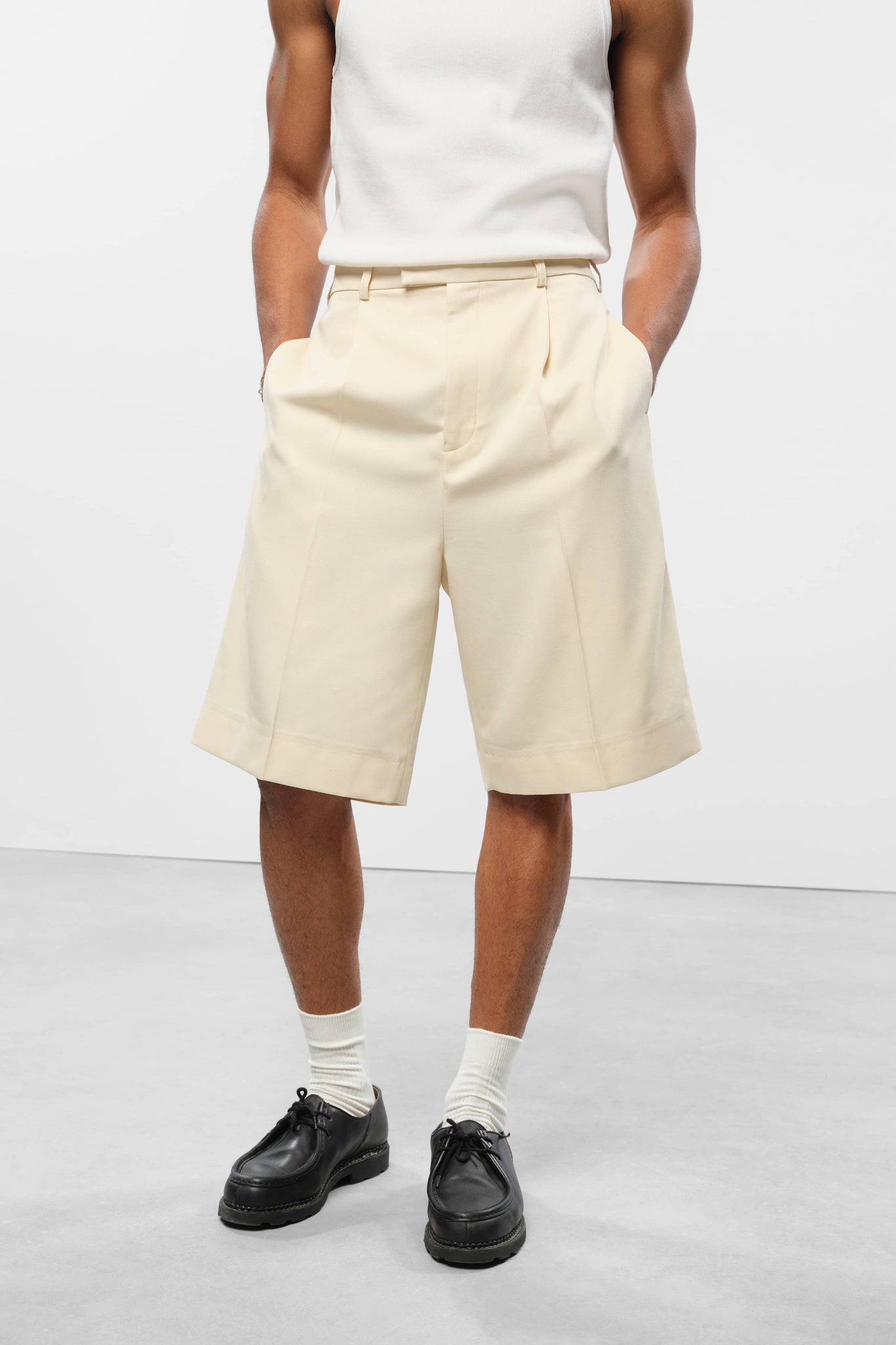 bermuda short ecru