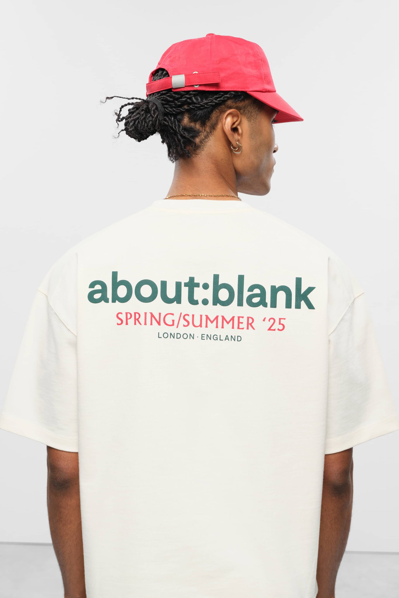tour t-shirt oat/red/green