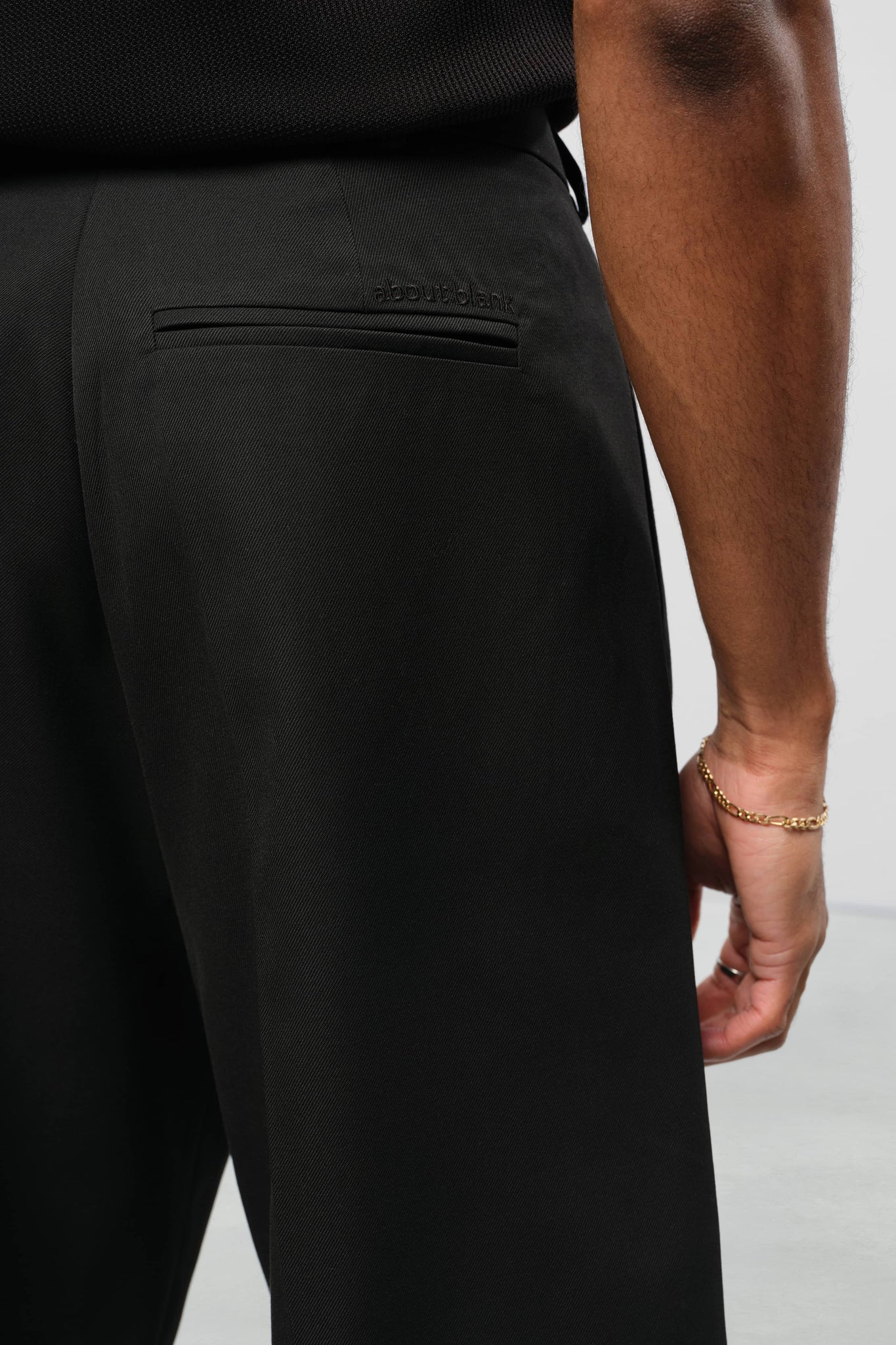 bermuda short black