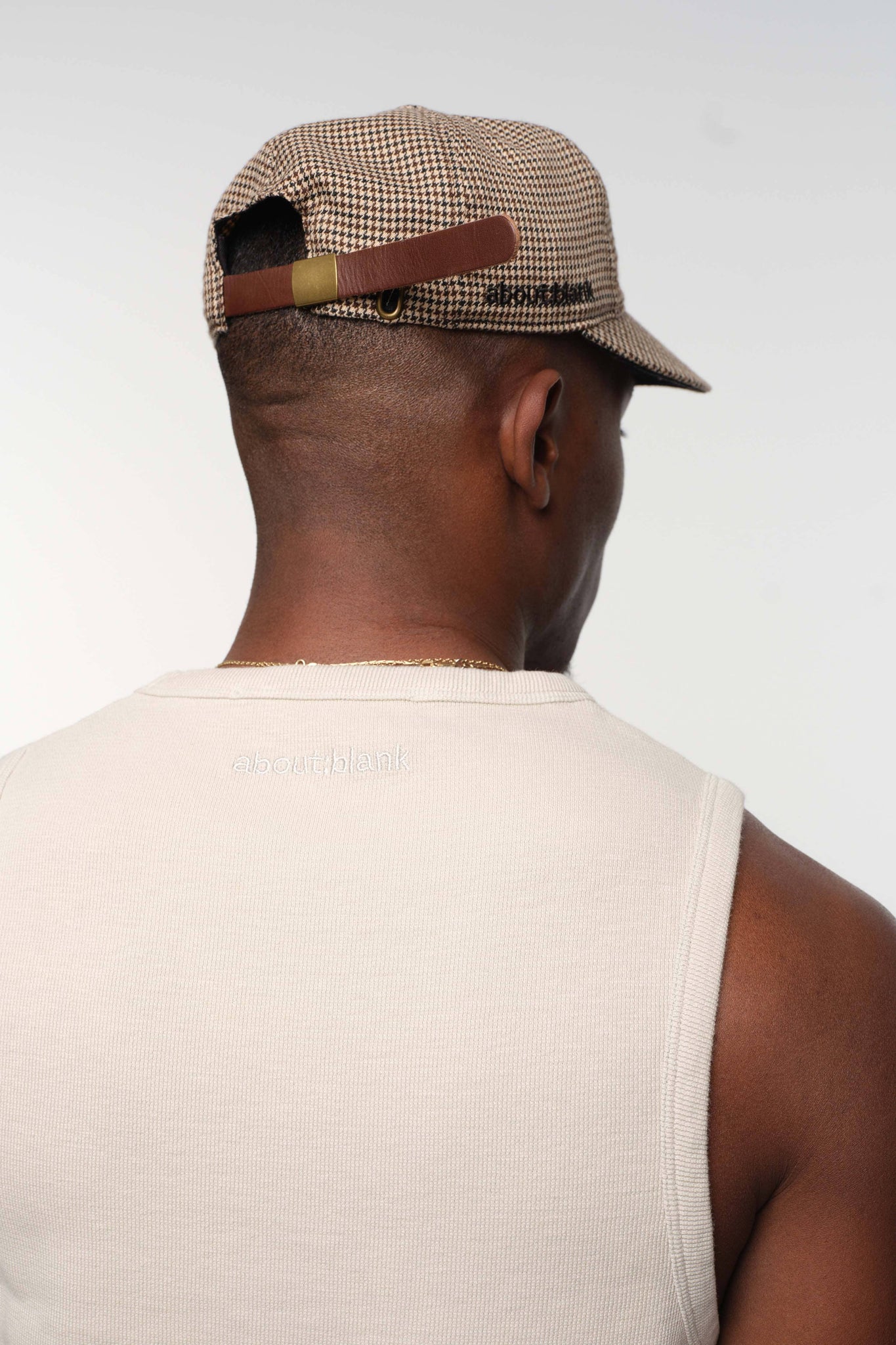 monogram wool cap puppytooth