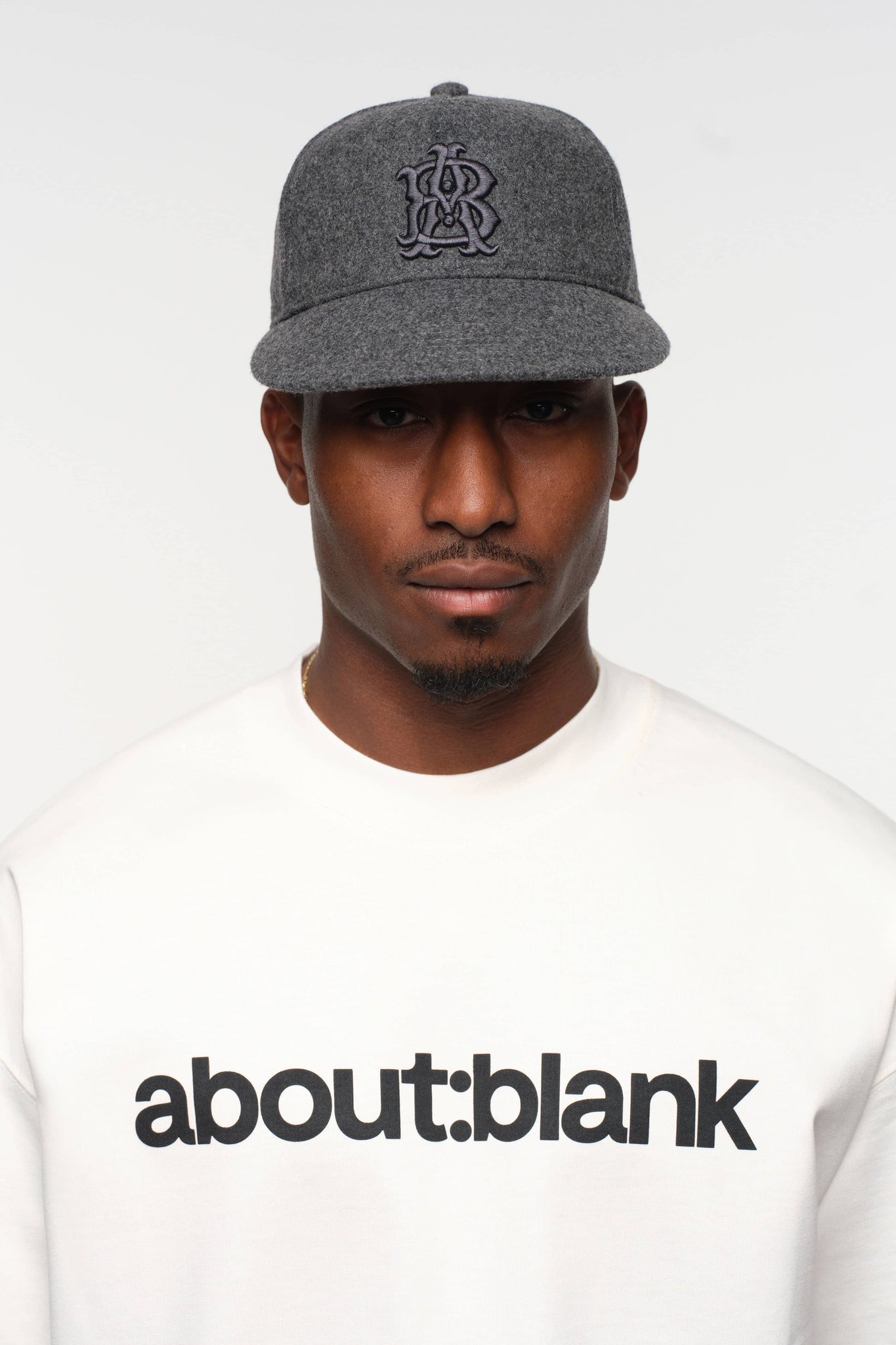 monogram wool cap charcoal