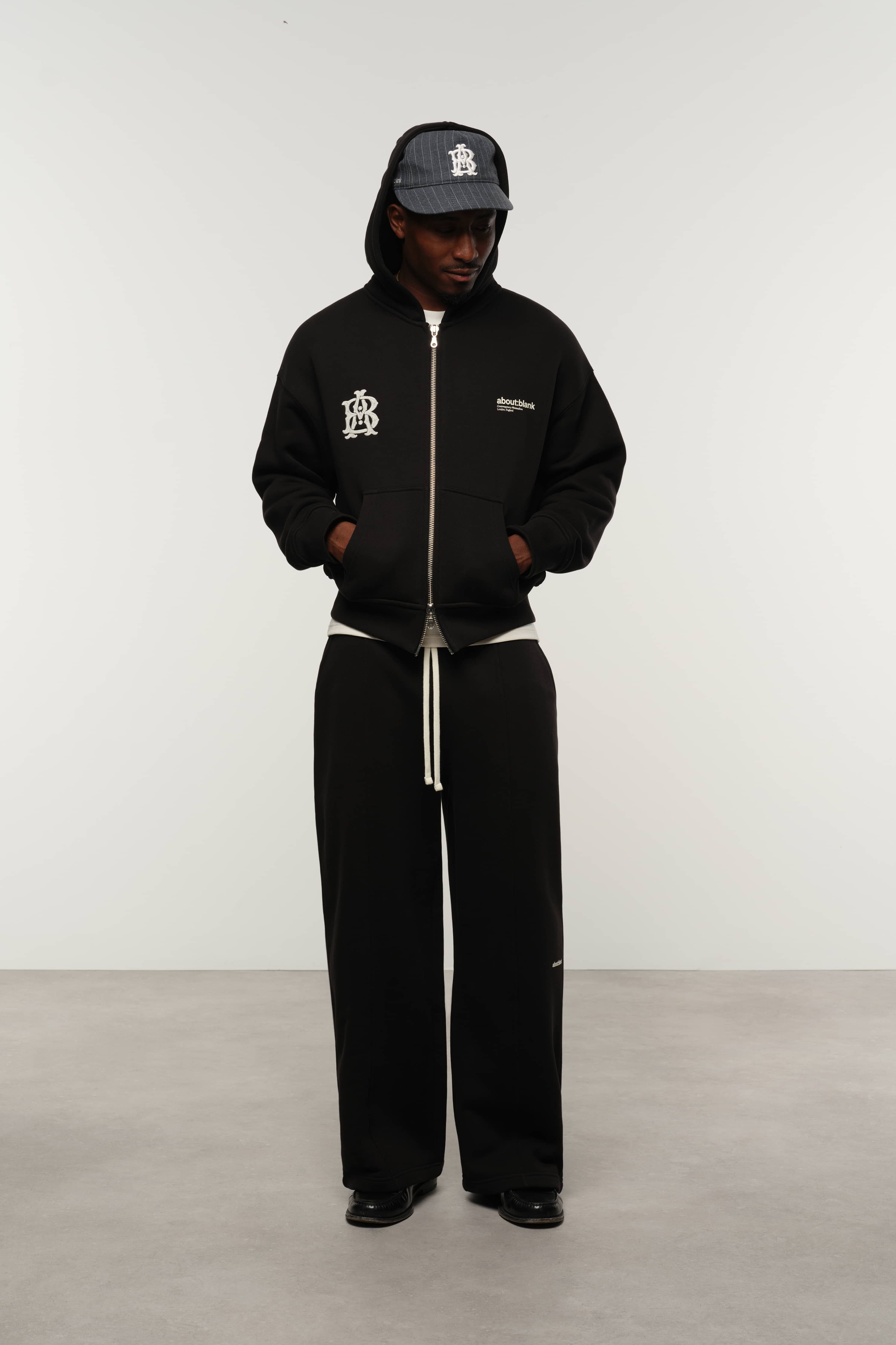 about:blank | dual logo zip hoodie black/ecru