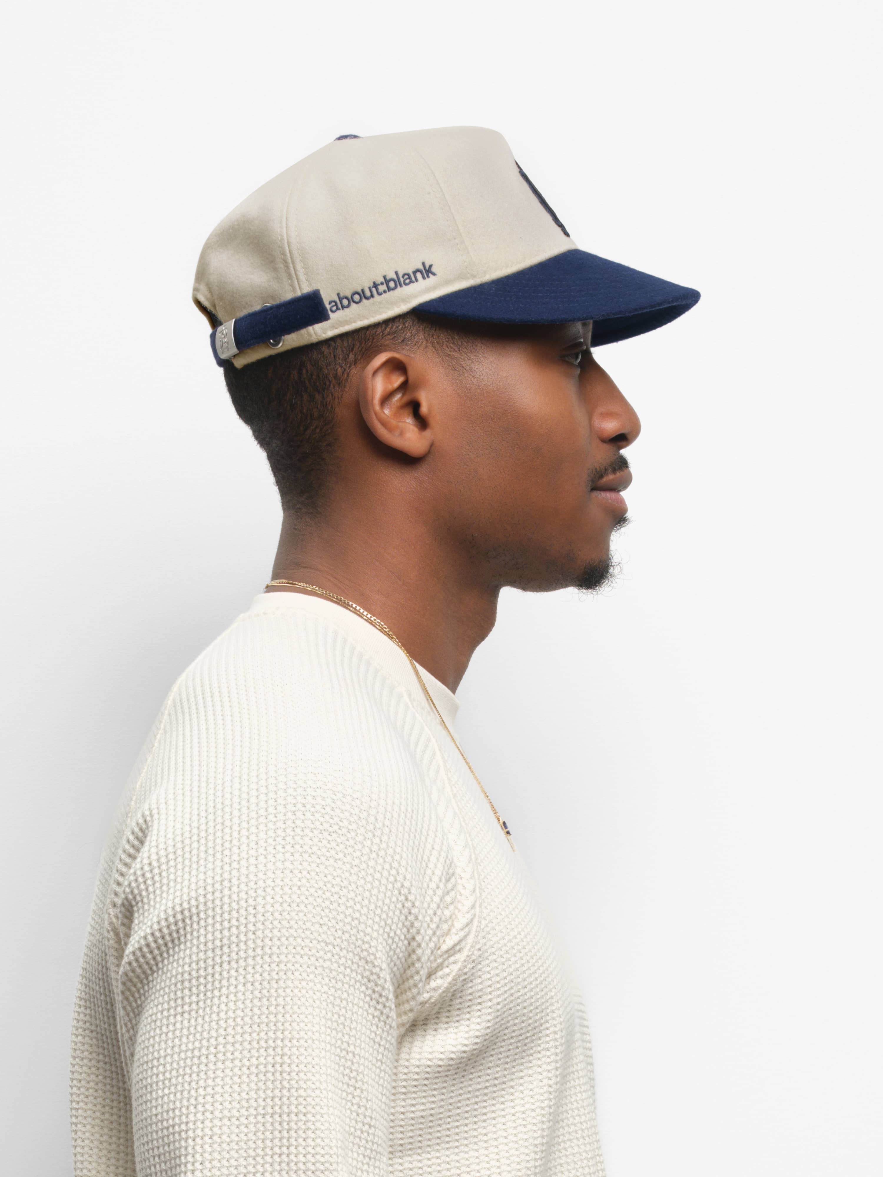 about:blank | monogram wool cap ecru/navy