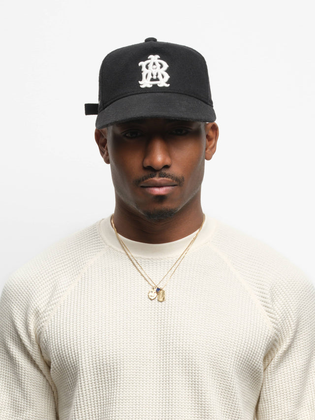 monogram wool cap black/ecru