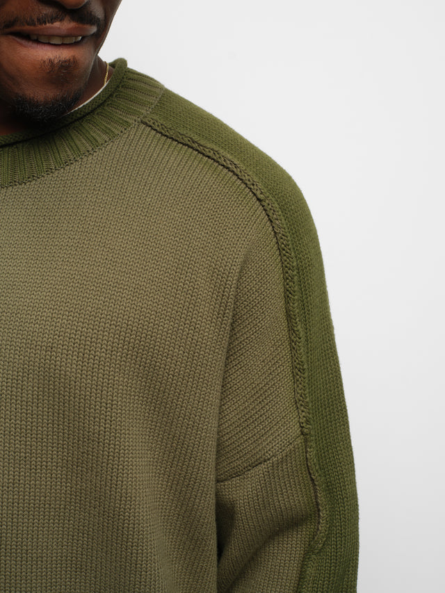 spray dye knit crew clover