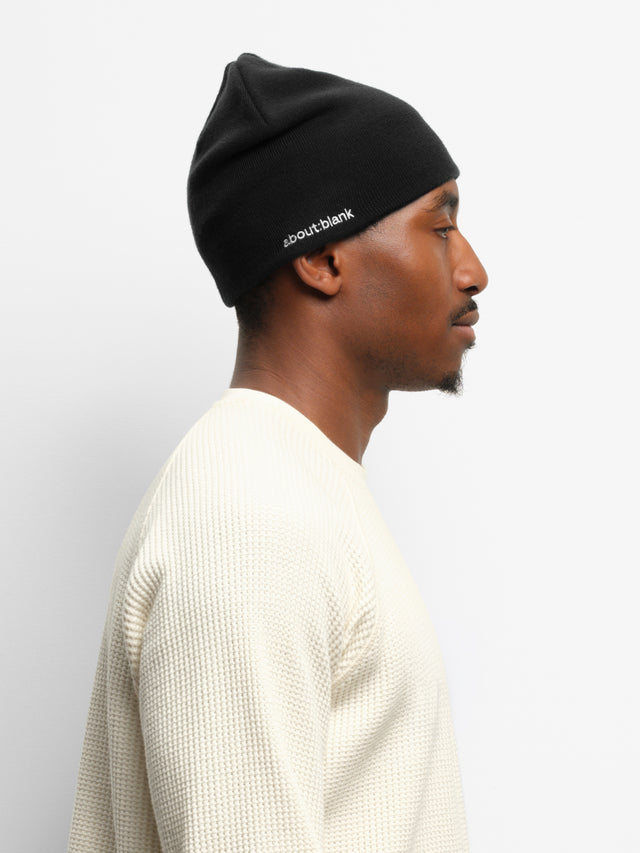 emblem skull beanie black