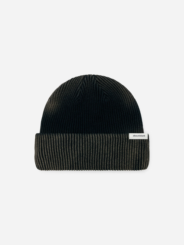 spray dye beanie black