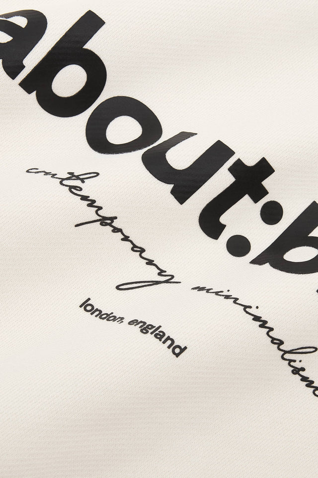 box hoodie ecru/black