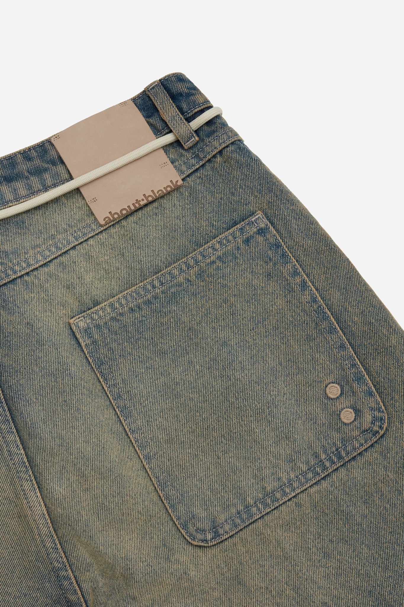 wide denim short dirty wash