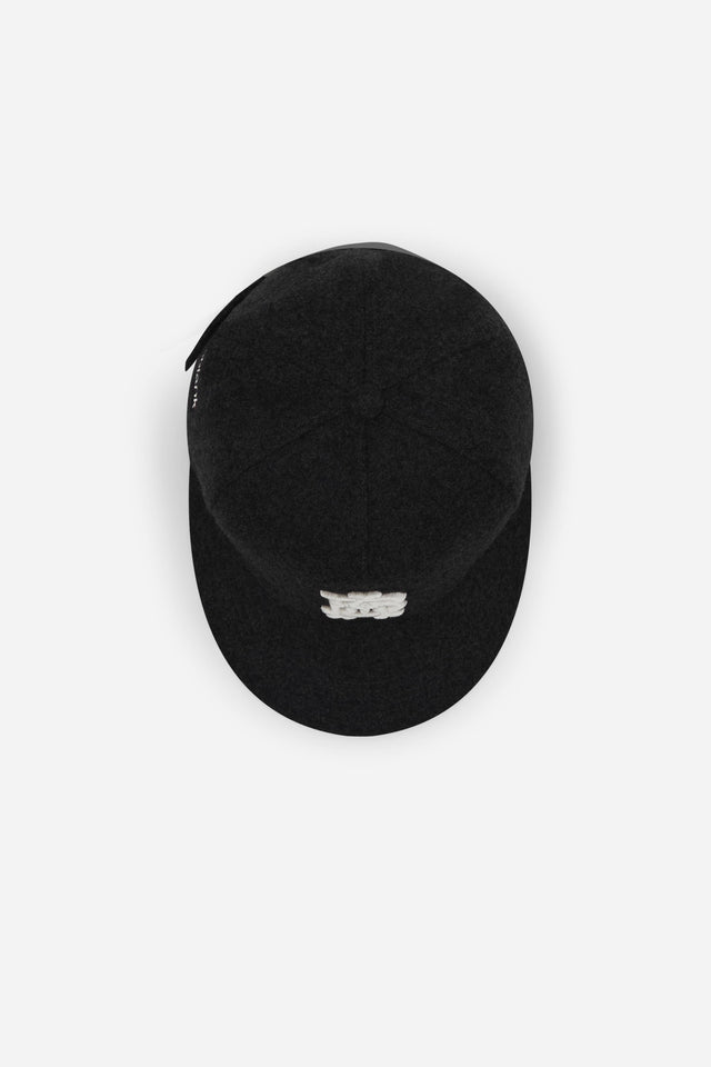 monogram wool cap black/ecru