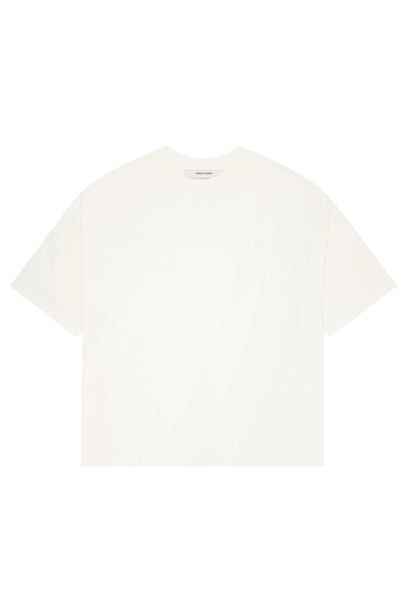 about---blank.commock neck t-shirt oat/black